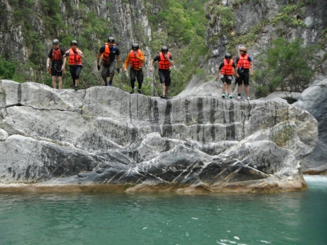 Saltos al agua